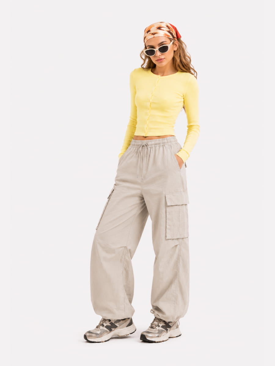 Ribbed Buttoned Top